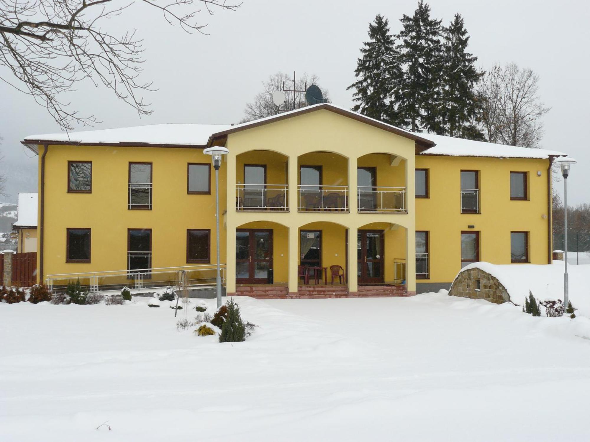 Wellness Villa Liptov Liptovska Sielnica Exterior photo